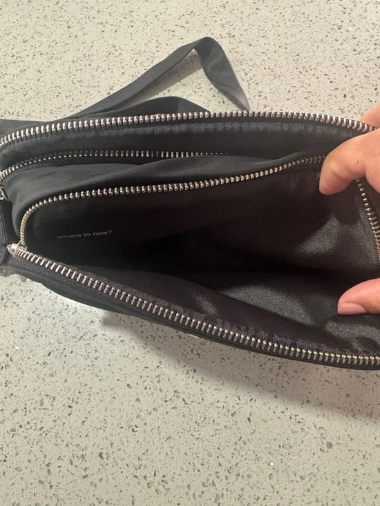 lululemon athletica Black Compact Crossbody Shoulder Bag - Picture 3 of 5